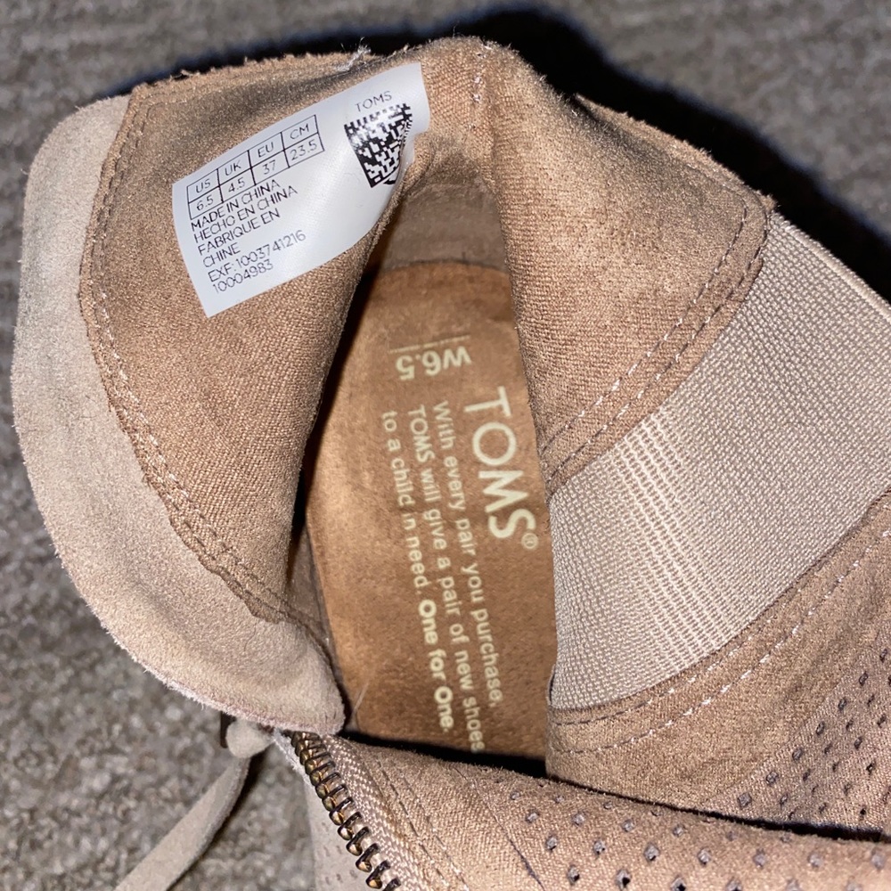 Toms, Open Toe, Suede Booties. Size 6.5, Barely W… - image 4